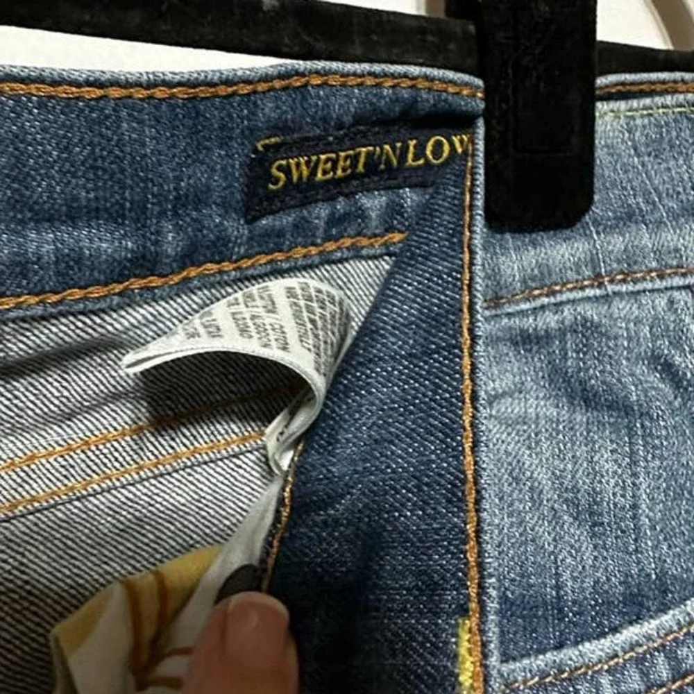 Lucky‎ Brand Sweet n' Low cutoff shorts size 14/32 - Picture 5 of 5